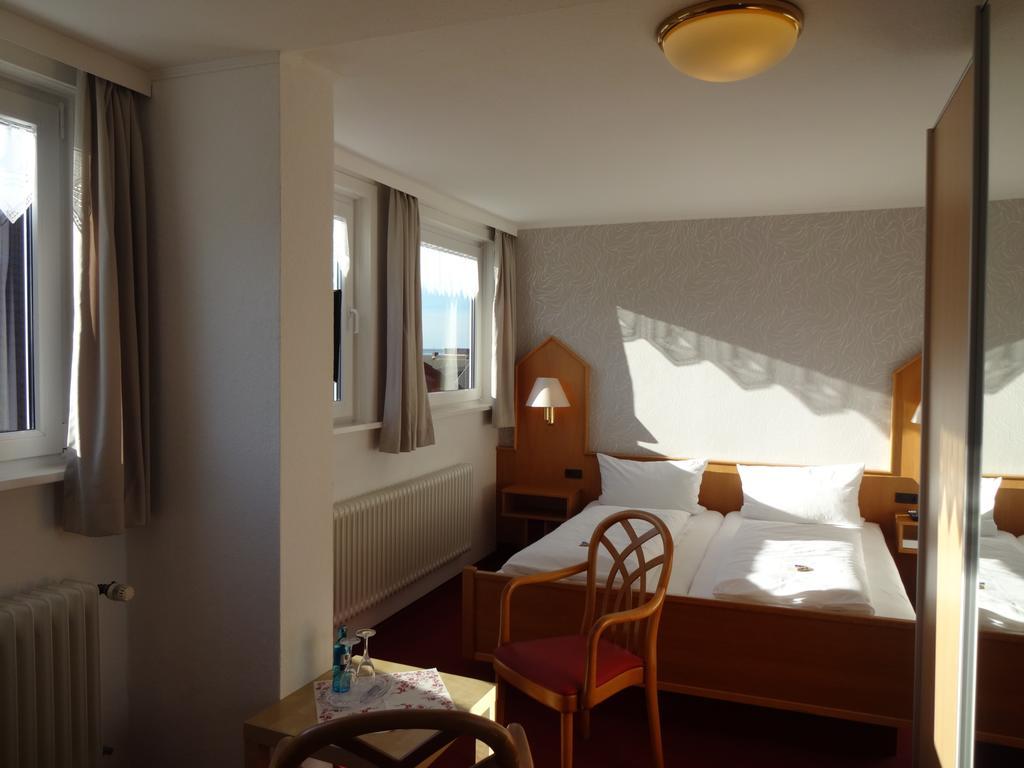 Hotel An'T Yachthaven Harlesiel Pokój zdjęcie