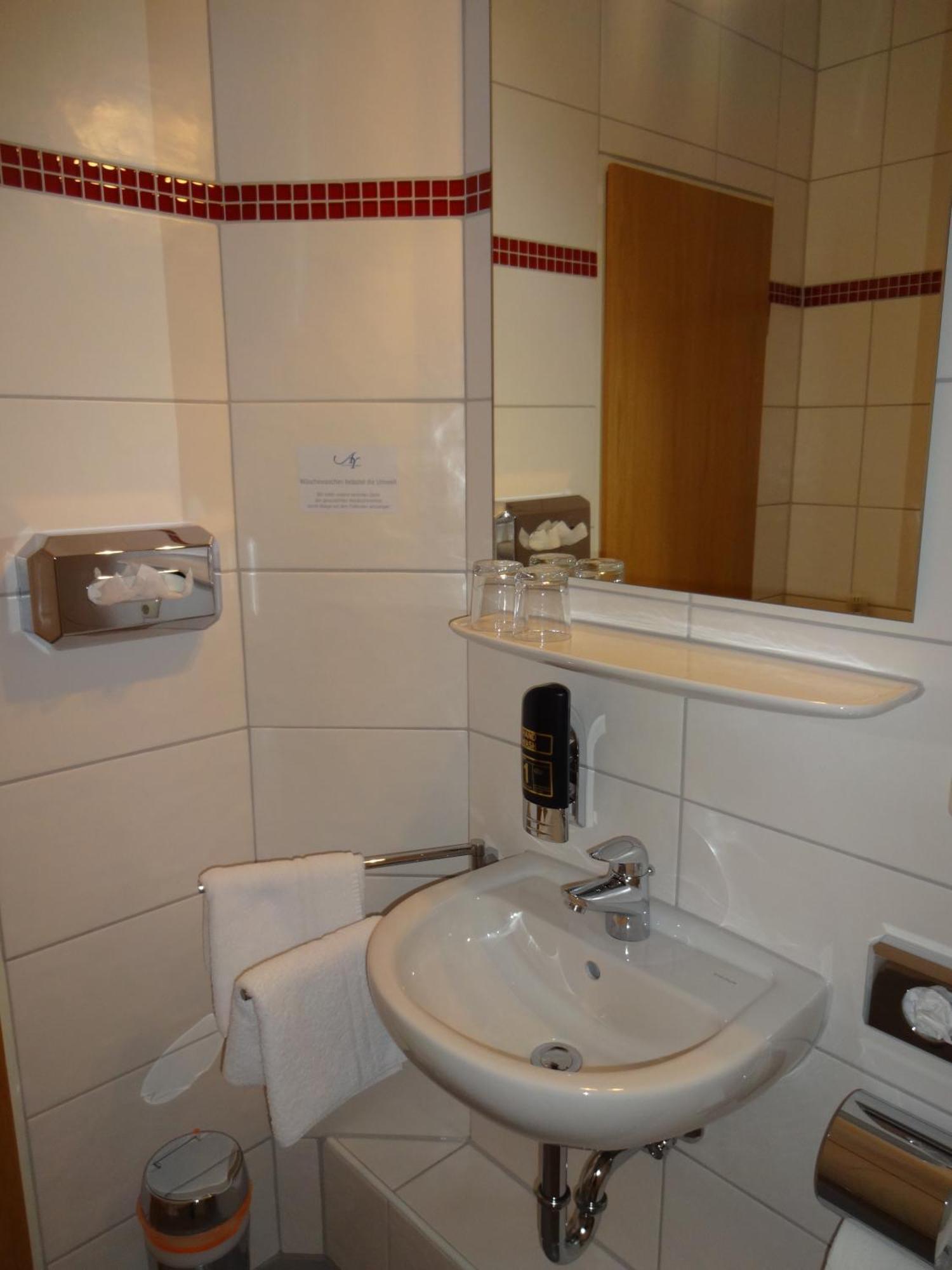 Hotel An'T Yachthaven Harlesiel Pokój zdjęcie