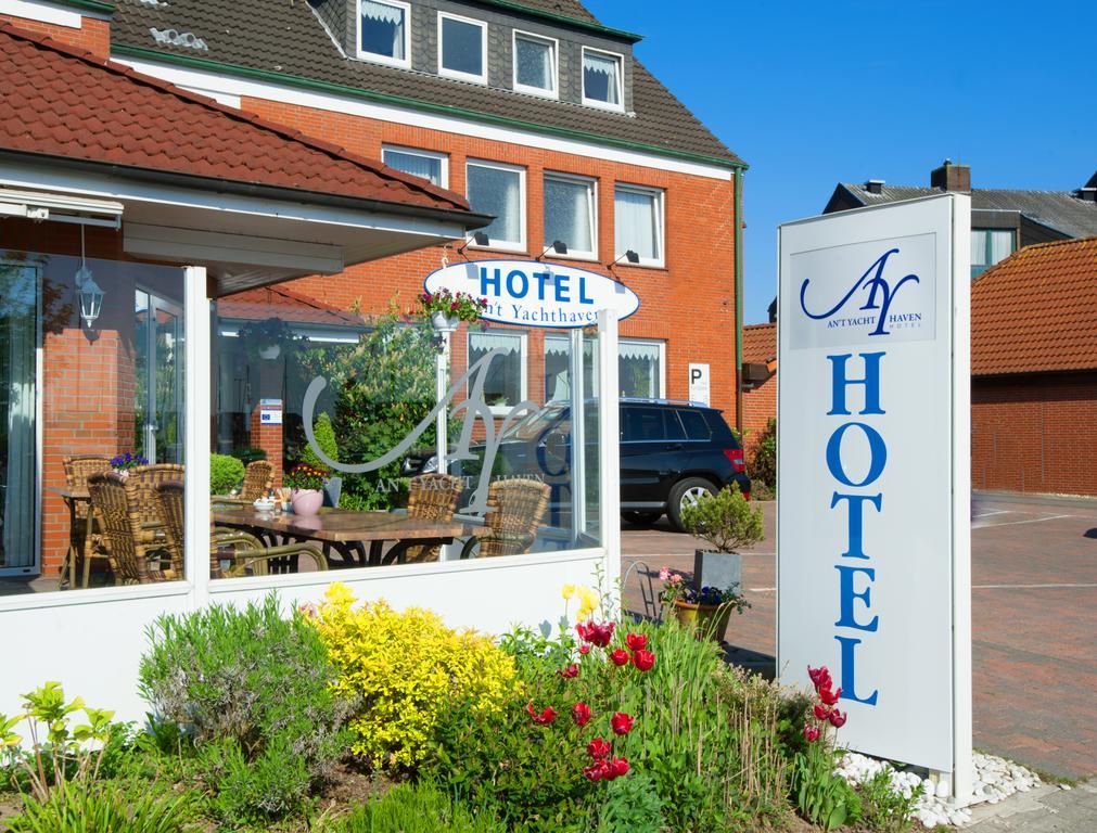 Hotel An'T Yachthaven Harlesiel Zewnętrze zdjęcie