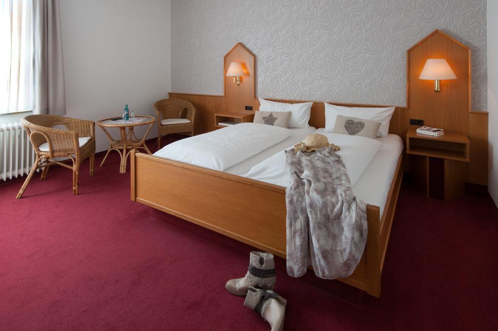 Hotel An'T Yachthaven Harlesiel Zewnętrze zdjęcie